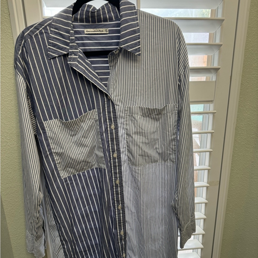 Abercrombie button down relaxed fit dress Medium